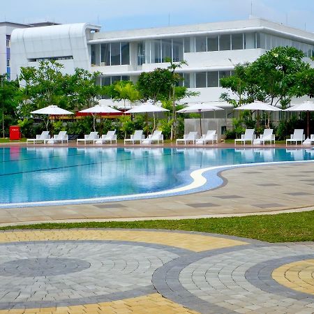 Nunia Inn Bandara Jakarta Tangerang Zewnętrze zdjęcie